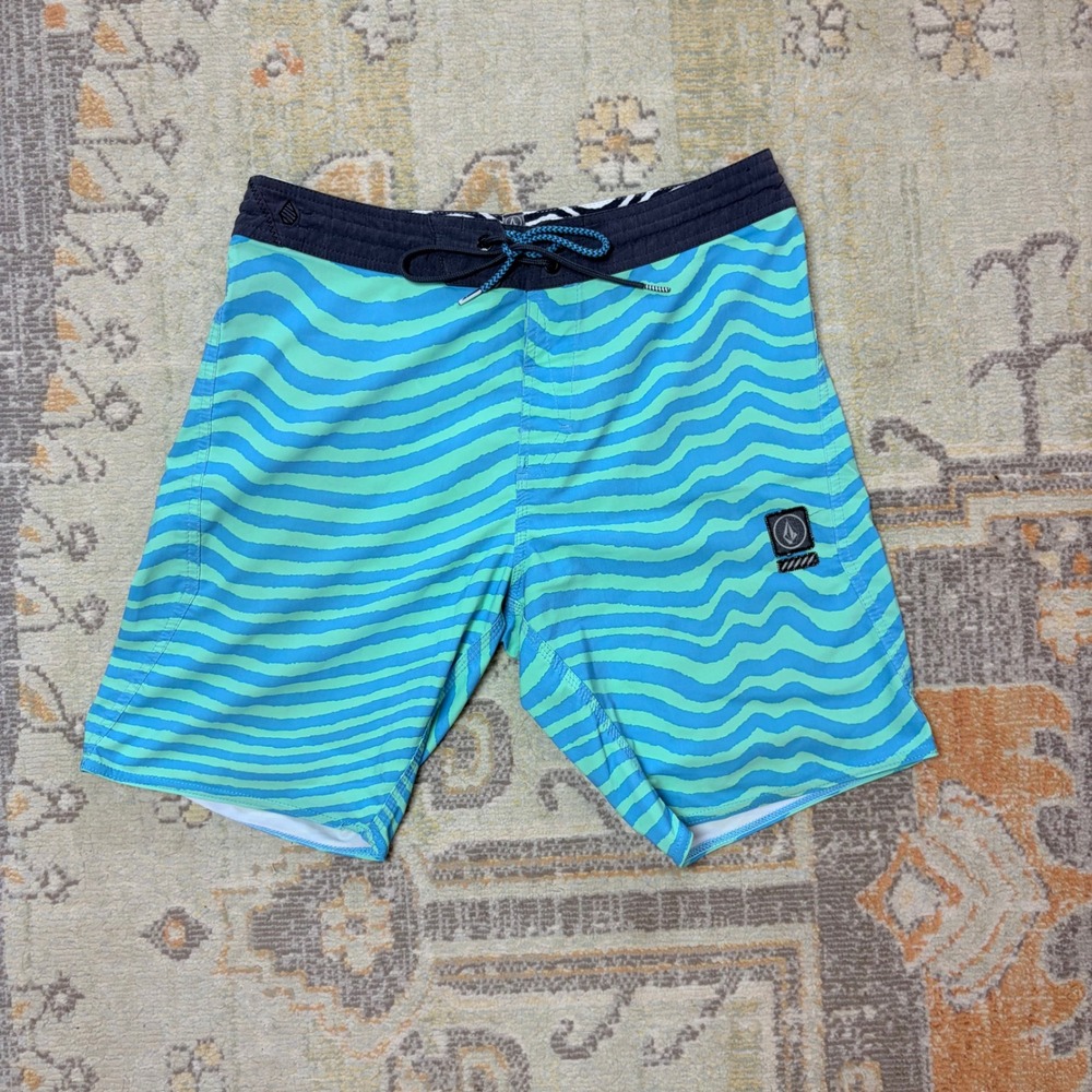 Volcom Stoneys Board Shorts Mens 30 Aqua Blue Wavy Stripe Swim Trunks 8 Inseam